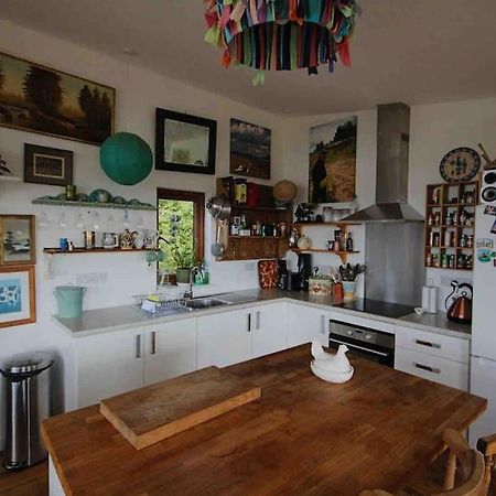 Spacious Cabin On Isolated Farm With Sea View Bude Kültér fotó